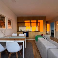 Castle View 3BR Apartment in Old Town