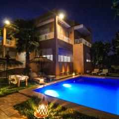 Redmoon Villa & Riad