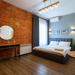 Затишна квартира в центрі на Харківській набережній 3