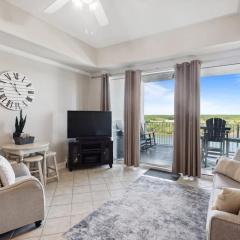 Wharf 811 Waterfront Views Lazy River sleeps 6