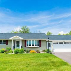 Canalside Cottage 3BR Lake Access Dock Fire Pit