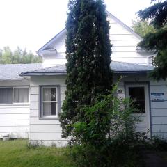 Canora Vacation Home
