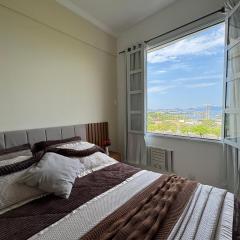 Vista Mar 2 Quartos 2 Banheiros na Gloria AS232-8