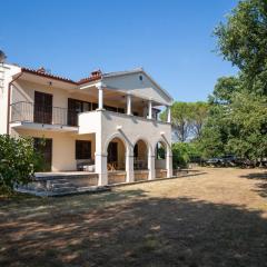 Apartments with parking space Sveti Lovrec, Central Istria - Sredisnja Istra - 24888