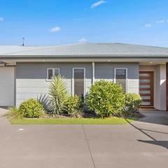 Burrum Heads Beauty 2 Streets from the Beach