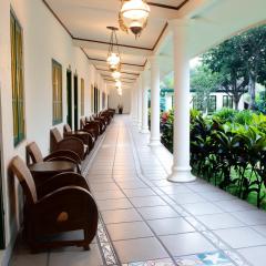 Omah Kebon Guest House