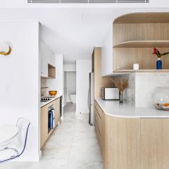 KINGS10V - Luxe at Kings