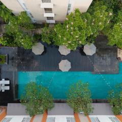 HARRIS Hotel & Residences Sunset Road
