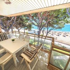 Versalles - ONLY FAMILIES