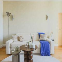Modern flat -1BR-4P- Paris 17e