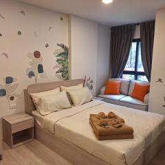 NEW vibrant and festive 1-bedroom condo in the heart of Hua-Hin