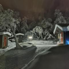 Mysig liten stuga i Messlingen