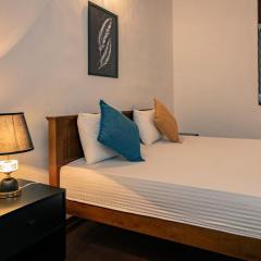 Tranquil & Elegant Stay Near Parliament