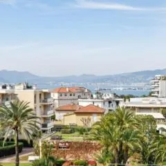 Apartment Near Beach With Sea View 2 Terraces!