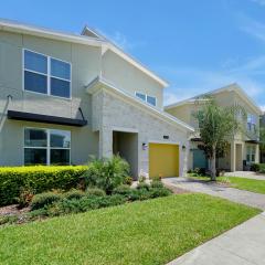 Luxery 5 bed 5 bath home near Disney with Resort amenities