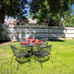 Heritage House-skiing Close,walk To Main St,roomy