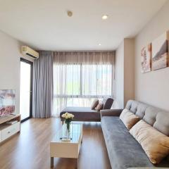 Specious Condo At Nimman With Rooftop Pool