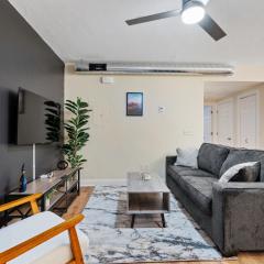 Upscale King Bed Suite ADA with Free Parking