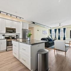 Upscale King Bed Suite with Full Workspace and Free Parking