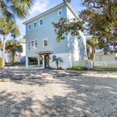 The Sand Euro - 4BR, 3Full & 1Half BA in Historic Summer Haven near beaches and Matanzas Inlet