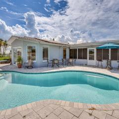 Sunset Views and Hot Tub Lakefront Holiday Retreat!