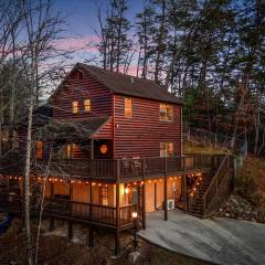 Hilltop Oasis, Strip 4 min, Hot Tub, Games, Pets