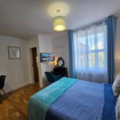 Central Chambers Suites - Suite 5