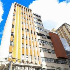 13 Studio completo, perto TRT, Smartfit, Life Center, cozinha
