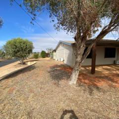 2 Keillor Place