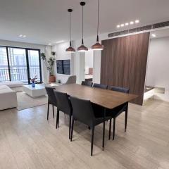 Vintage-Style, Fully Equipped Apartment with 3Bedroom