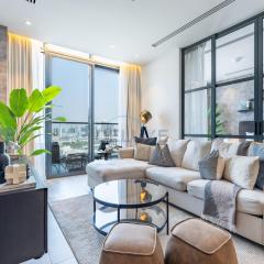 Close to Dubai Miracle Garden, Dubai Autodrome, and Sports City, with JVT Community Park just steps away - The Ivy, Jumeirah Village Triangle by Deluxe Holiday Homes