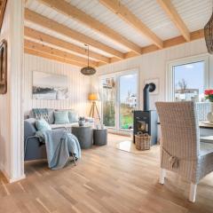 Kleine Perle Beachhouse-Charme in Strandnah, mit Kamin & Badewanne