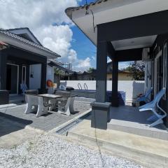 Che Puan Homestay Baling - 2 unit house with kids pool