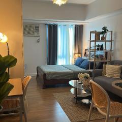 Modern Cozy Studio Unit near Abreeza Mall