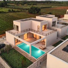 Beautiful Home In Tar