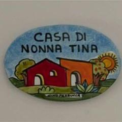 Welc-ōM La casa di nonna Tina