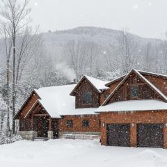 Spectacular Ski In Hideaway Hot Tub - Views - Bbq