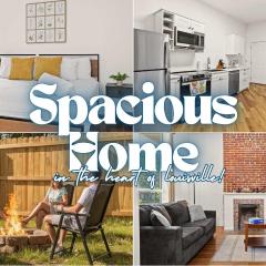 Cozy 2-Floor Home 5BR 3BA 2 Kitchens Backyard