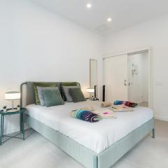 Beach Apt for 4 Las Canteras w Rooftop Terrace