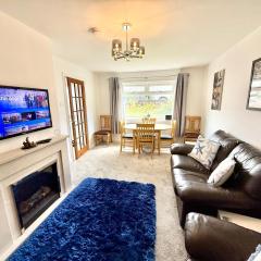 Sleeps 5, 3 Bedrooms, Ideal for short stays & 15 minutes to Swansea City