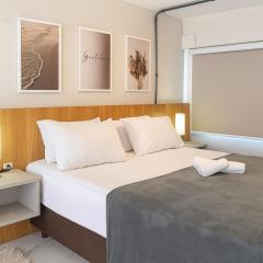 Loft Exclusivo Pé na Areia na Praia do Camacho