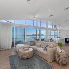 Absolute Luxury on the Marina Oceanfront Modern Penthouse with Panoramic Views