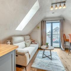 Flat 2 - Uk49045