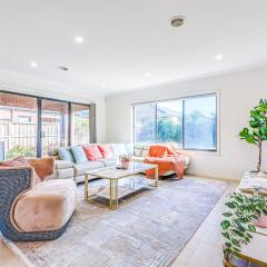 StayAU 4BR Tranquil Family Escape House Point Cook