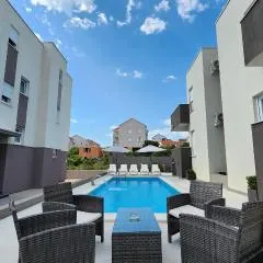 The Sands LUXE Pool Aparthotel 4