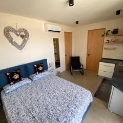 Crown Paradise Beach Lagoon Studio