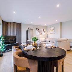 Stunning 2 Bed 2 Bath with Parking Leeds City Centre