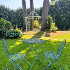 Guest Suite with Amazing Garden