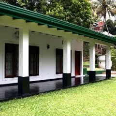 Highgarden Hideaway Peradeniya B&B