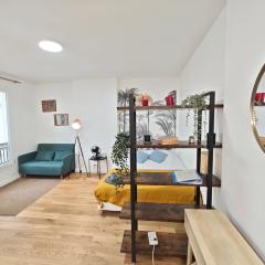 Seine 2-Min & Notre Dame Cozy 4-Guest Studio